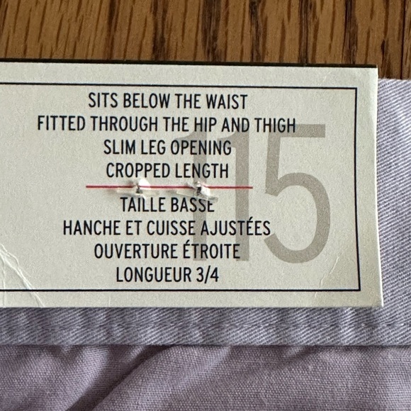 The Slim City Khakis by Gap Size 2R Crop Pants Coupe Urbaine Etroite Lilac NWT - Picture 14 of 16
